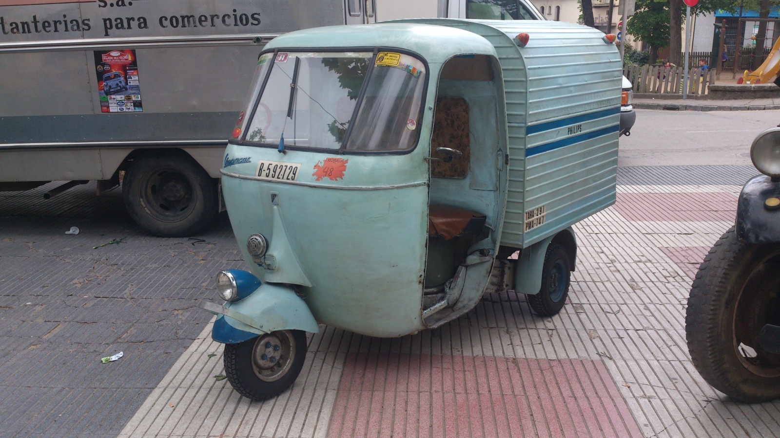 slideshow image